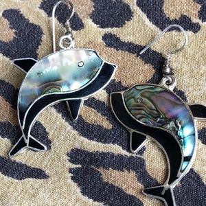 VTG 1970s Whale Earrings Abalone Onyx Pierced